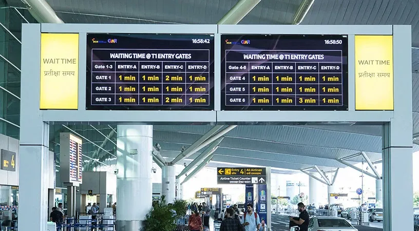 Entry gate waiting time display